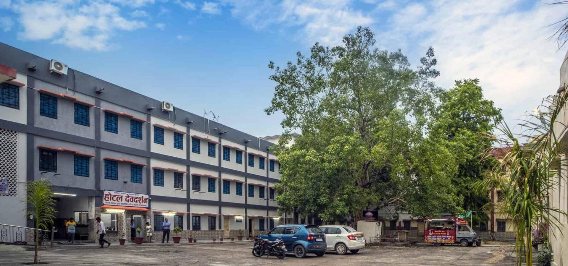 Devdarshan Hotel & Restaurant Udaipur Exterior foto