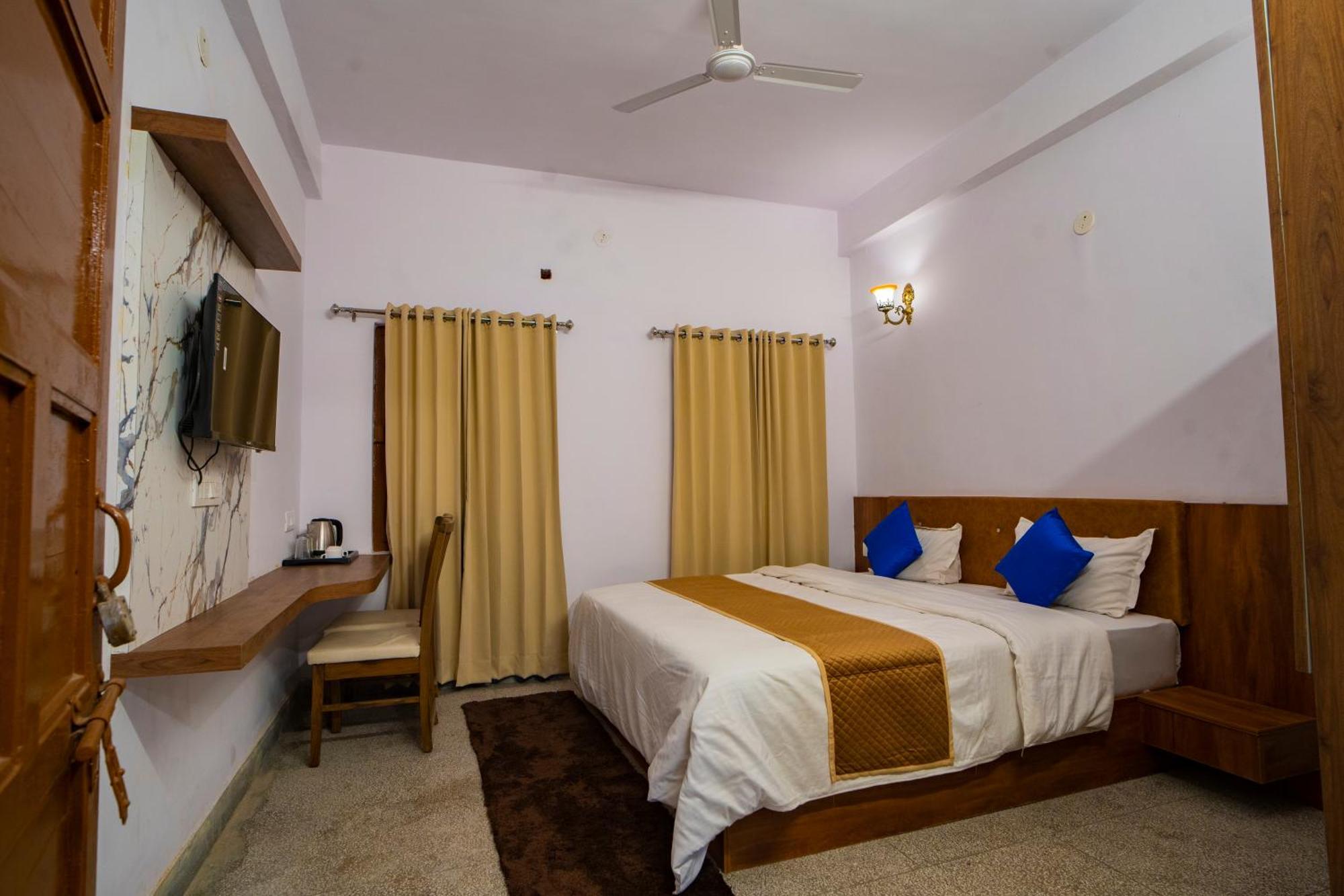 Devdarshan Hotel & Restaurant Udaipur Exterior foto