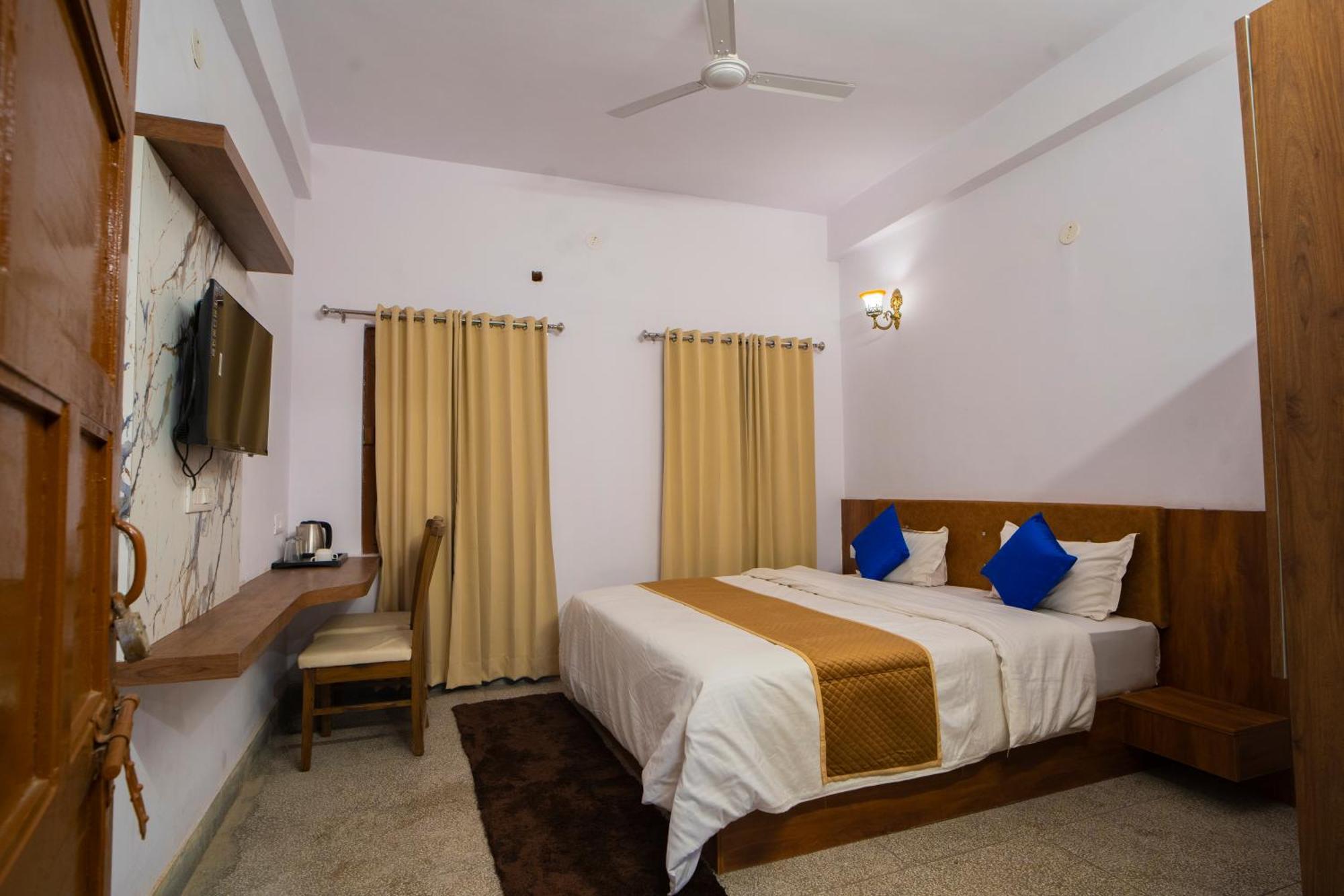 Devdarshan Hotel & Restaurant Udaipur Exterior foto